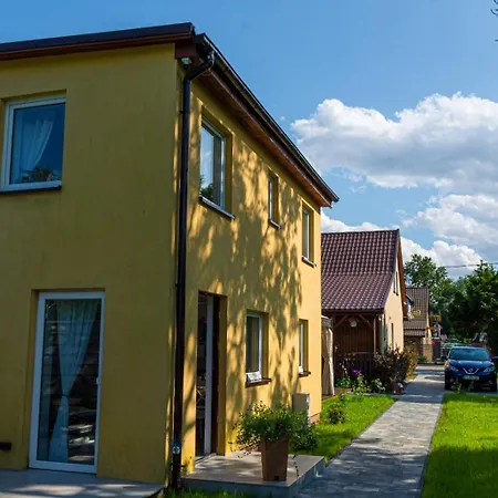 Z Podgrzewanym Basenem Na Wylacznosc